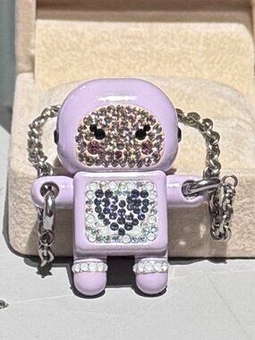 ✨HOST PICK X2✨Swarovski x Philips “Robot Tina” USB — Crystal Tech Icon